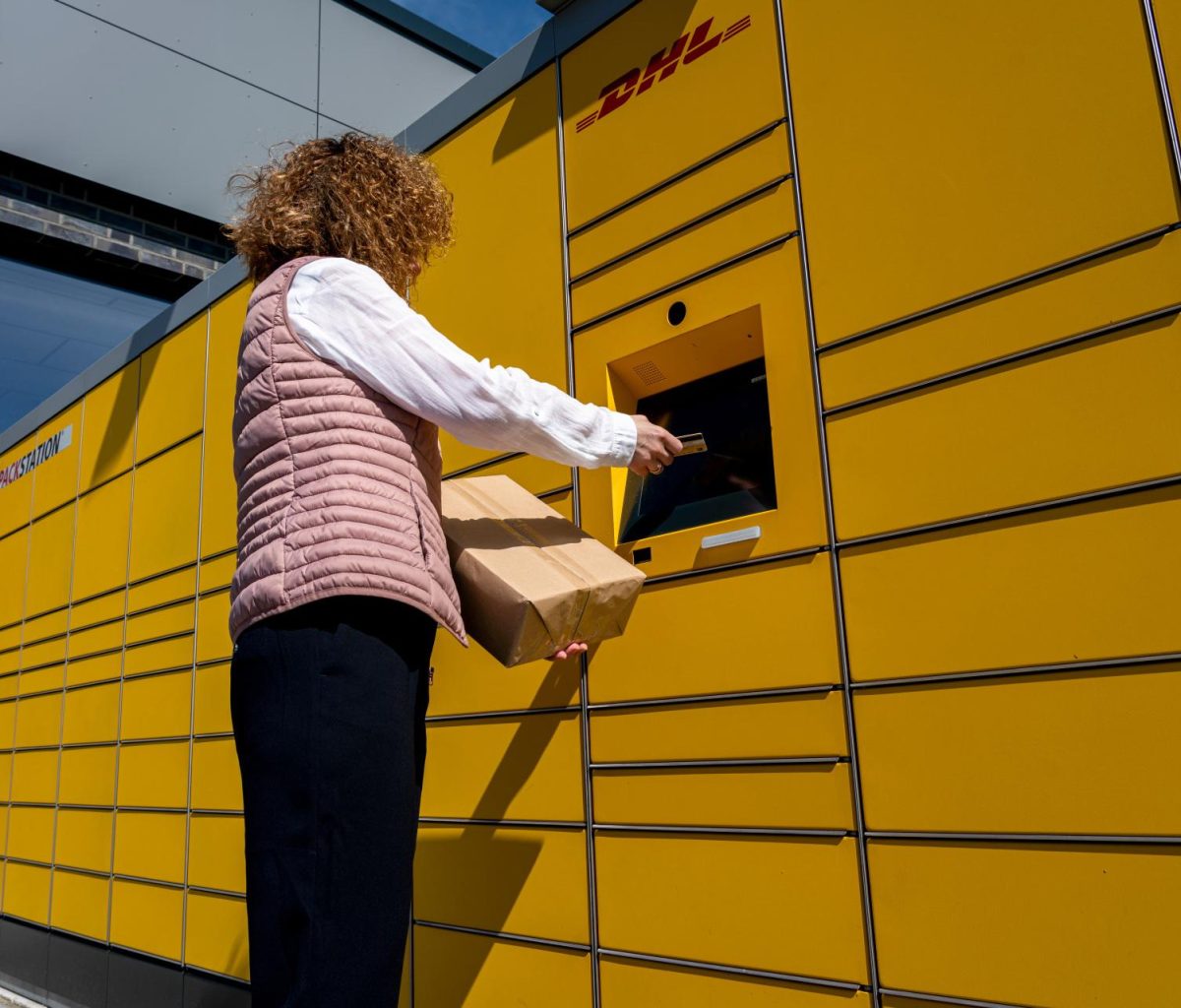 Automat DHL Box